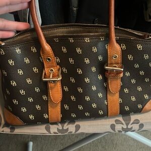 Dooney& Bourke purse